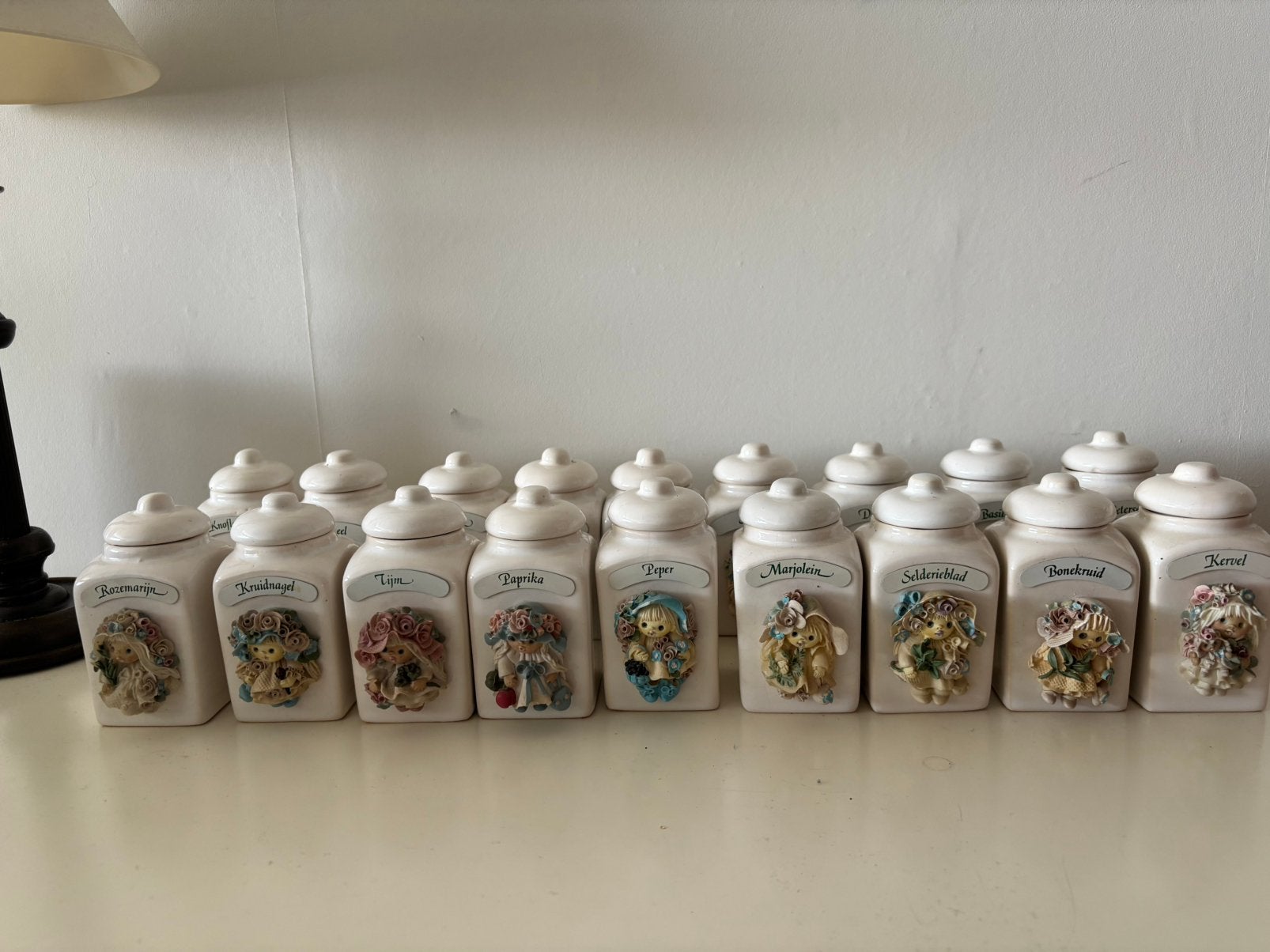 Coldina Art collectie. 18 kruidenpotjes, Overige typen, Ophalen, Zo goed als nieuw