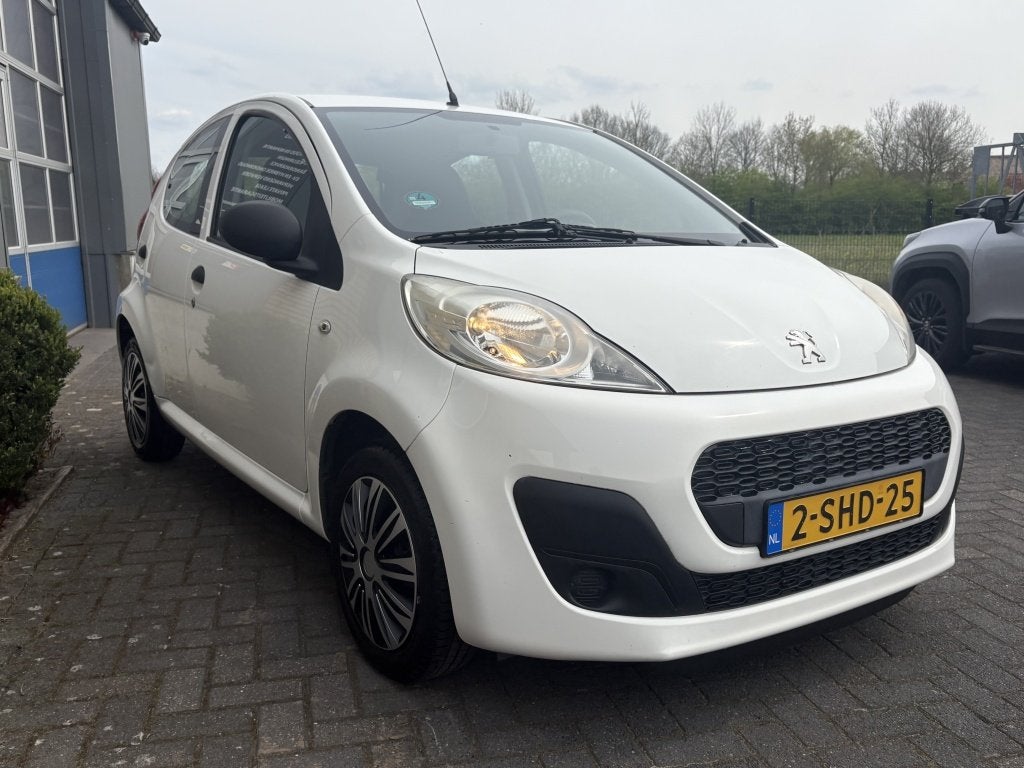 Peugeot 107 1.0 Access Accent BTW-AIRCO-12MND MOBILITEIDS GA, Auto's, Voorwielaandrijving, Euro 5, Gebruikt, 4 stoelen
