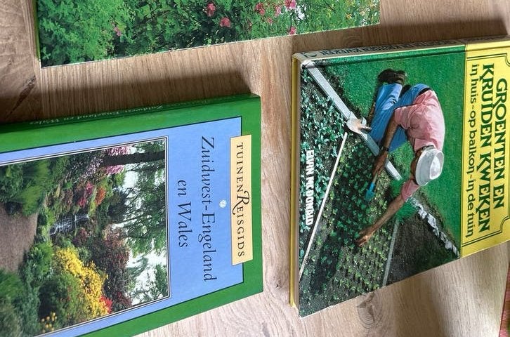 Tuinboeken: Tuinreisgids, Groenten & Kruiden, Ophalen, Zo goed als nieuw, Tuinieren en Tuinplanten