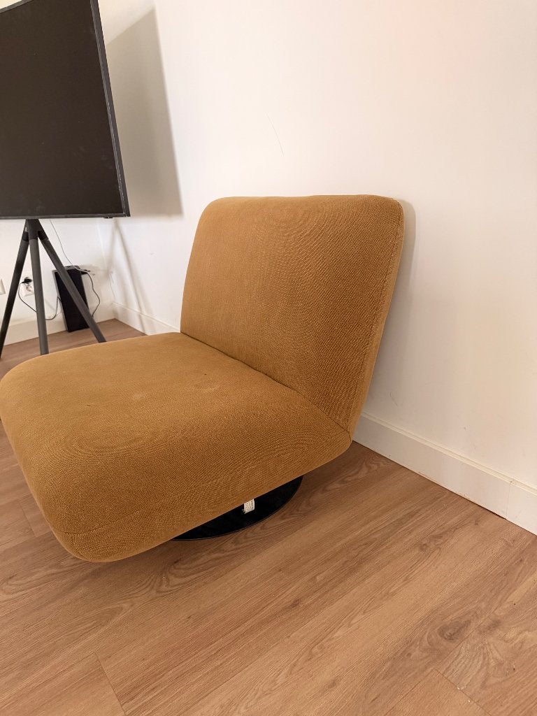 Draai fauteuil - Okergeel, Huis en Inrichting, Fauteuils, Ophalen, Gebruikt, 75 tot 100 cm, 75 tot 100 cm