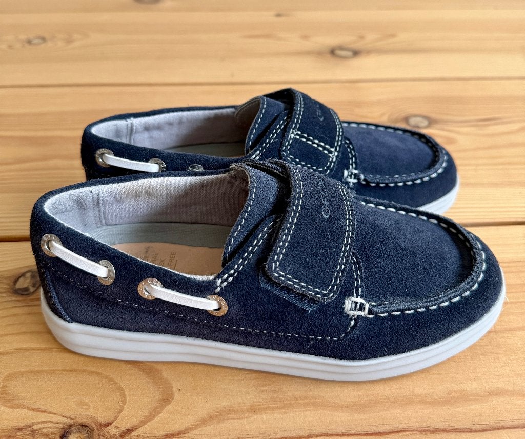 Geox Djrock Moccasins / Schoenen - blauw suede - maat 31, Kinderen en Baby's, Kinderkleding | Schoenen en Sokken, Schoenen, Nieuw