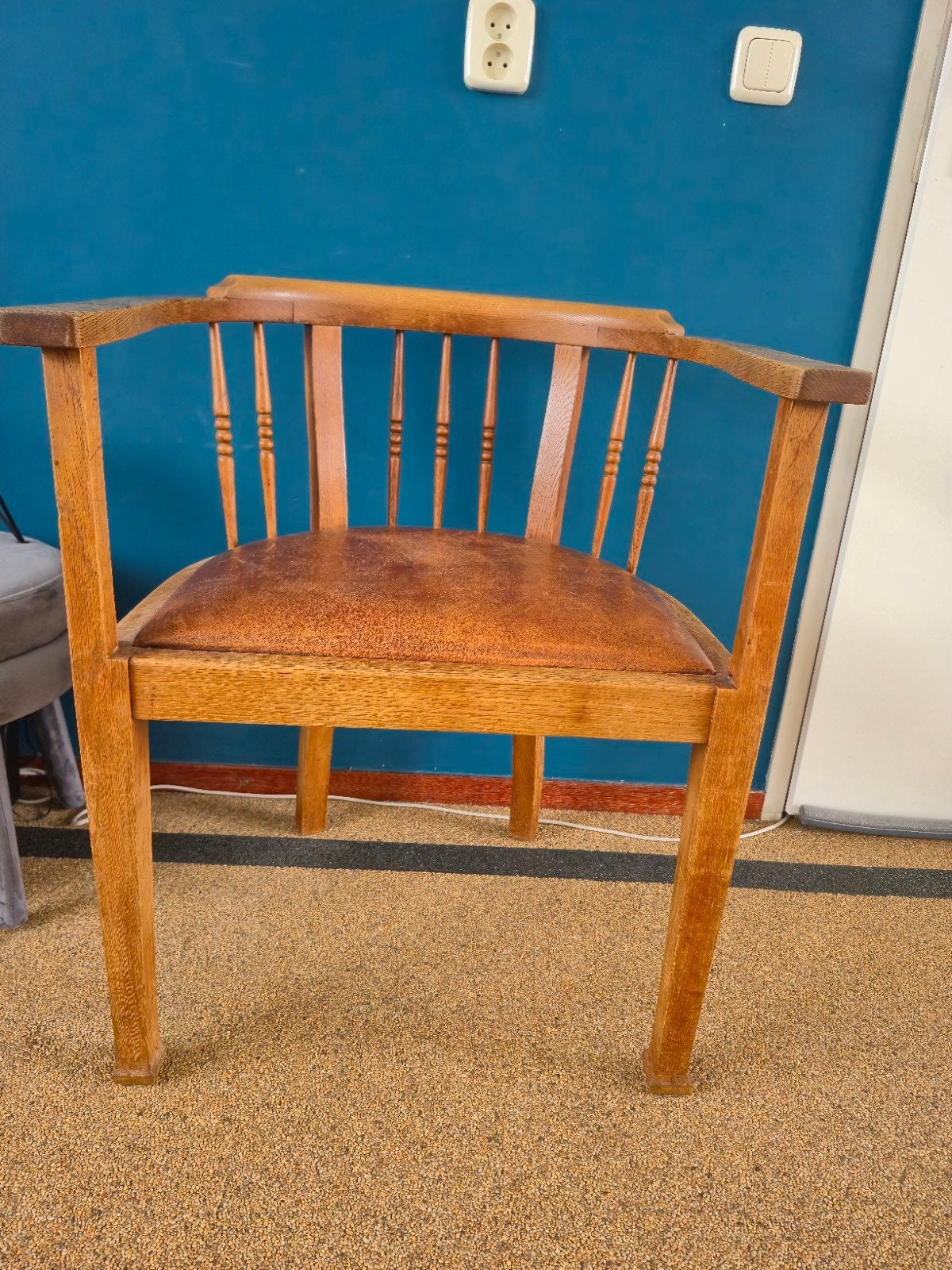 Brocante / Antiek buro stoel, Antiek en Kunst, Antiek | Meubels | Stoelen en Banken, Ophalen of Verzenden