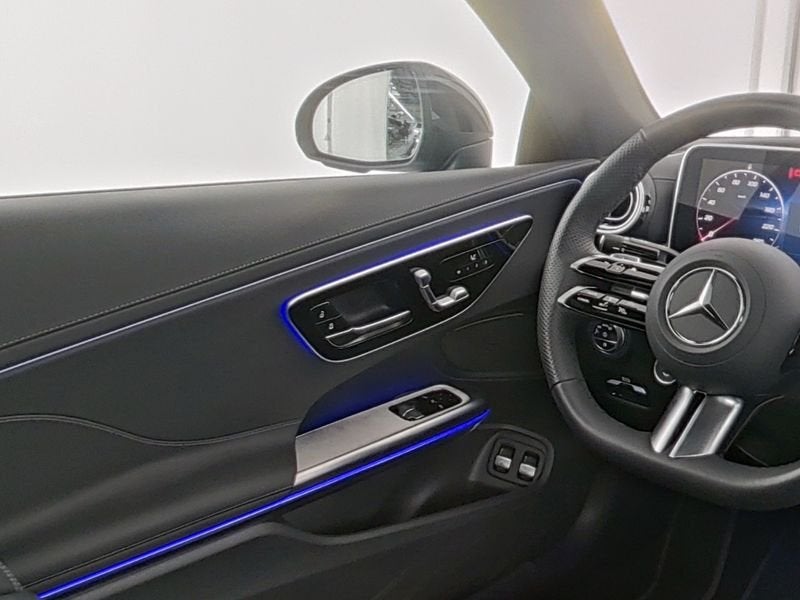 Mercedes-Benz CLE Coupé 300 e AMG Nightpakket Plug-In Hybri, Auto's, Automaat, Zwart, 4 cilinders, 4 stoelen