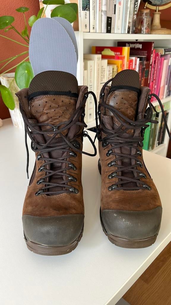 Meindl Kampfschuh Leicht mt 44,5/UK10, 3 breed geen goretex., Sport en Fitness, Bergsport en Wandelen, Ophalen, Zo goed als nieuw