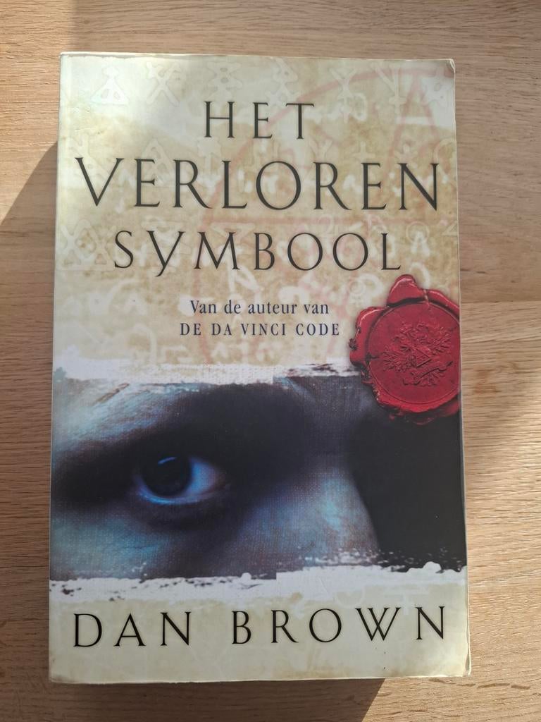 Dan Brown - Het verloren symbool, Gelezen, Ophalen of Verzenden, Dan Brown, Amerika