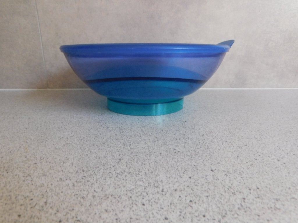 Tupperware Eleganzia Schaal Paars - 1,5 Ltr., Huis en Inrichting, Gebruikt, Schaal, Paars, Ophalen of Verzenden