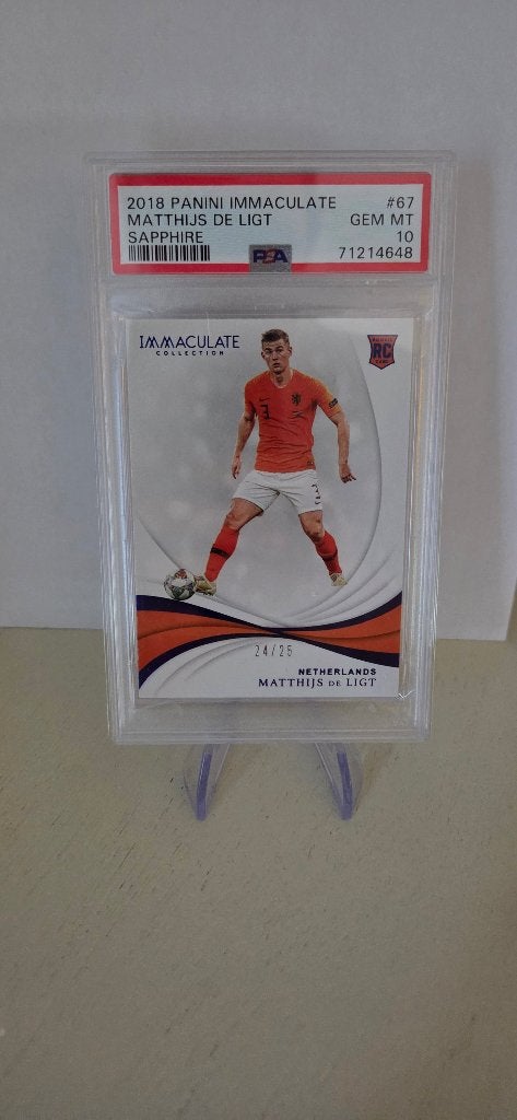 2018  Panini Immaculate Matthijs de Ligt /25 rookie PSA 10, Verzenden, Nieuw, Buitenlandse clubs, Poster, Plaatje of Sticker