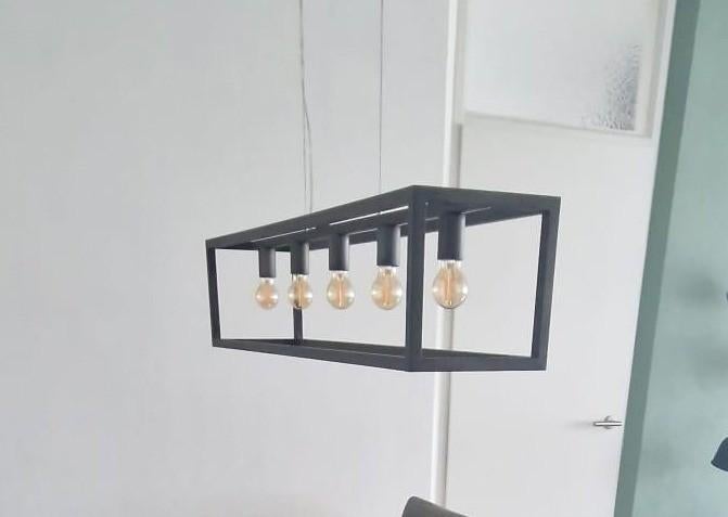 Moderne Zwarte Hanglamp - Perfect voor Eettafel, Huis en Inrichting, Ophalen, Industrieel, Modern, Zo goed als nieuw, Metaal