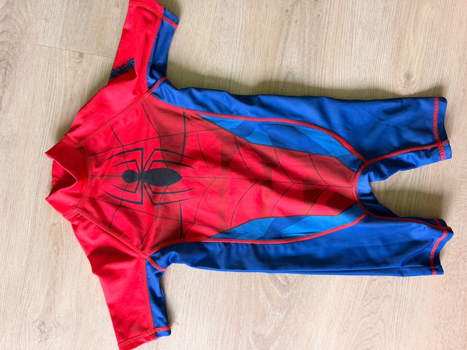 Kinder uv kleding, Kinderen en Baby's, Kinderkleding | Maat 92, Ophalen of Verzenden, Zo goed als nieuw, Jongen of Meisje
