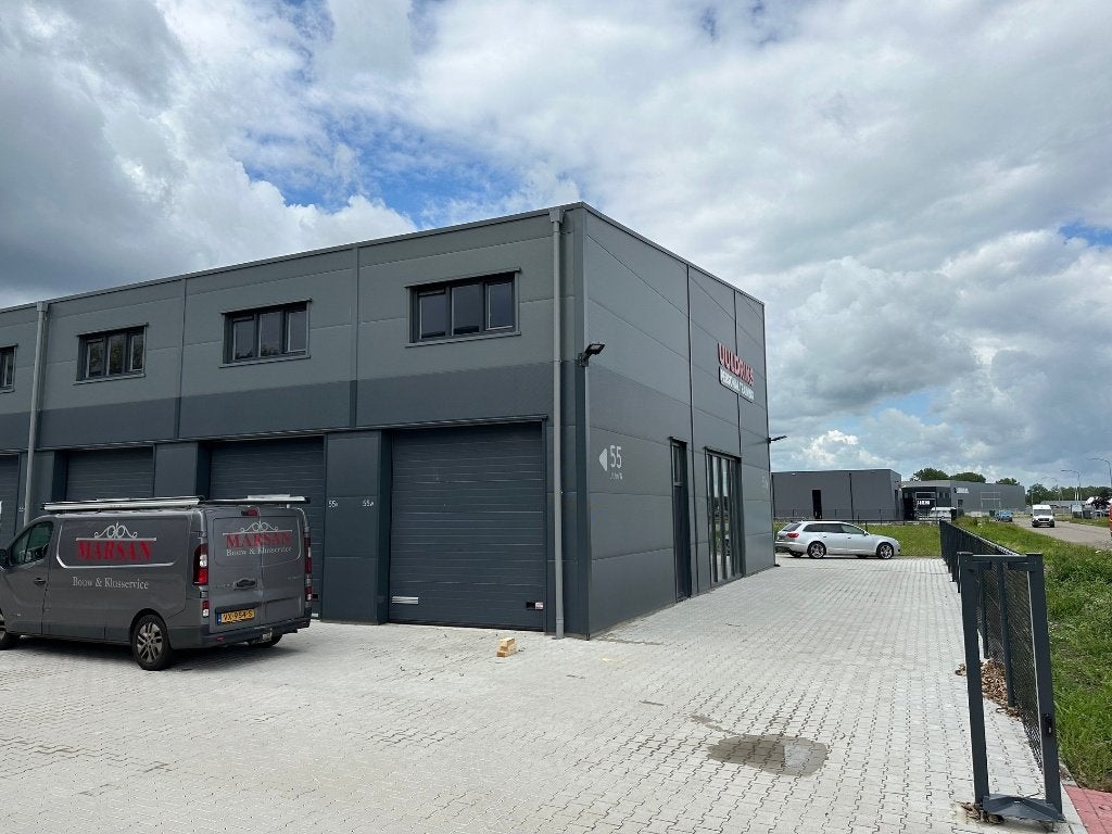 Bedrijfs- en opslagunit van totaal 45m2 te huur aangeboden, Zakelijke goederen, Bedrijfs Onroerend goed, 45 m², Huur, Bedrijfsruimte