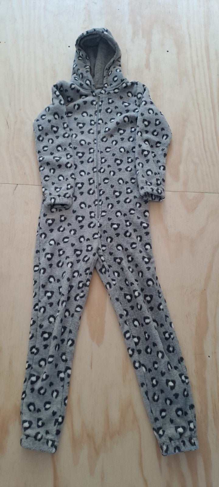 Onesie Jumpsuit panter 134/140, Ophalen of Verzenden, Zo goed als nieuw, Meisje