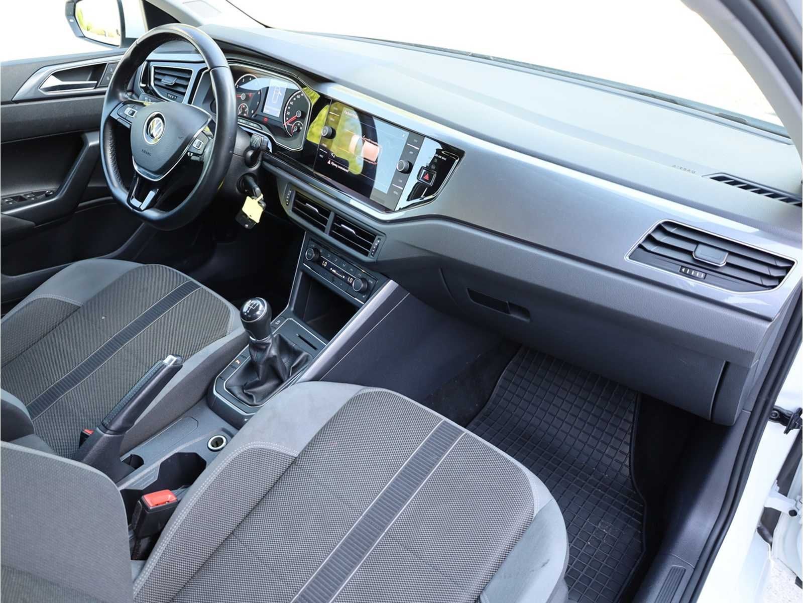 Volkswagen Polo 1.0 TSI Highline 95PK 2021, Gebruikt, Bedrijf, Handgeschakeld, Polo