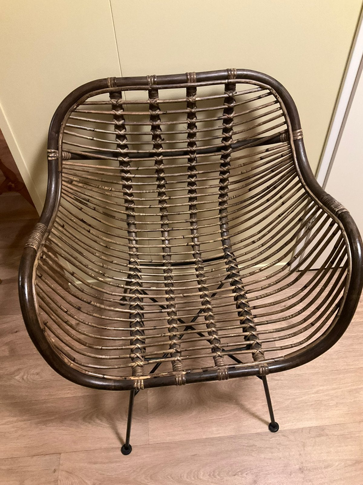 Rotan Kuipstoel 2x, Huis en Inrichting, Stoelen, Ophalen, Twee, Bruin, Zo goed als nieuw