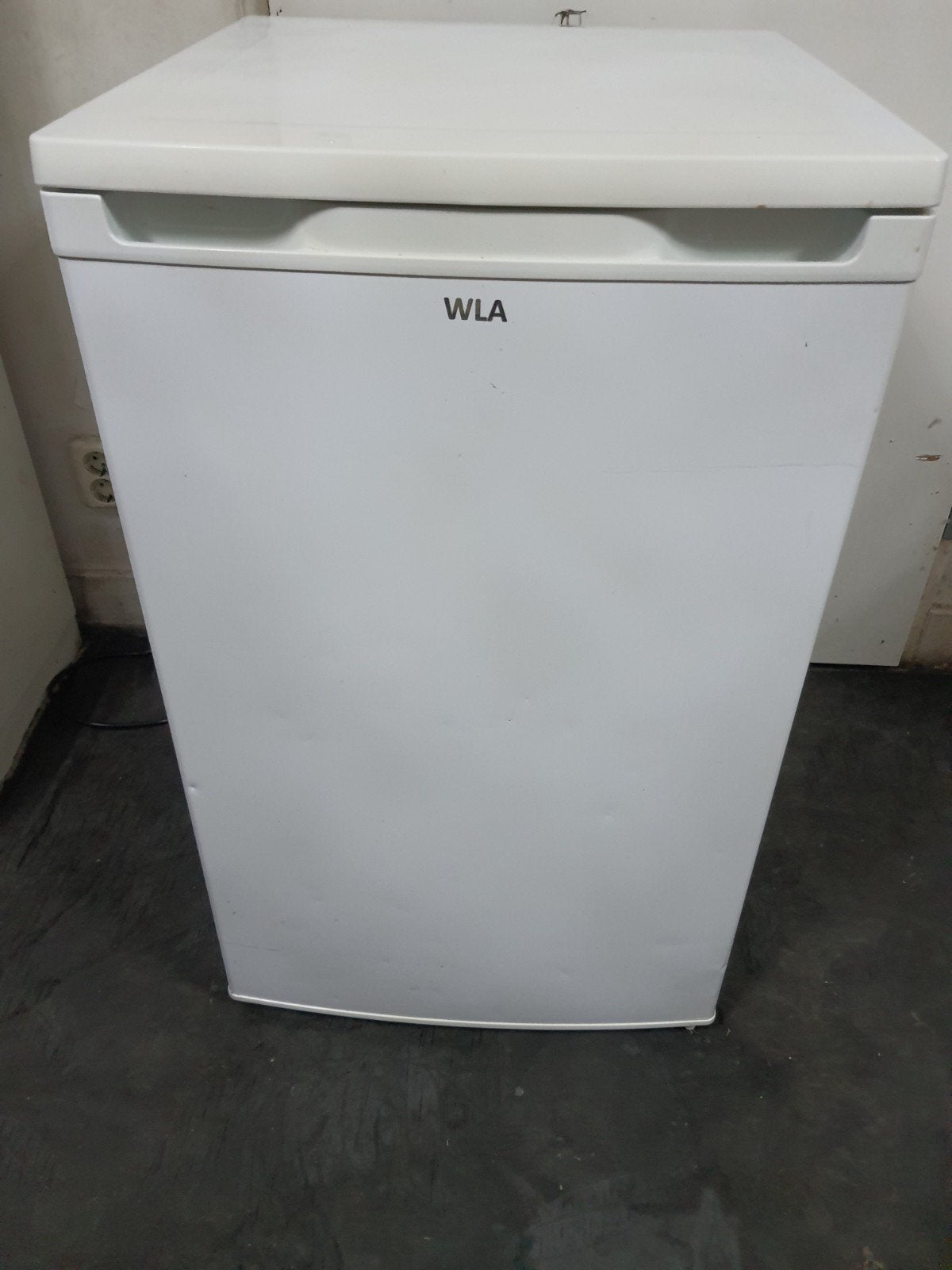 A+ WLA vrijstaande vriezer 2 lades werkt perfect, Minder dan 85 cm, Minder dan 60 cm, Zo goed als nieuw, Energieklasse A of zuiniger