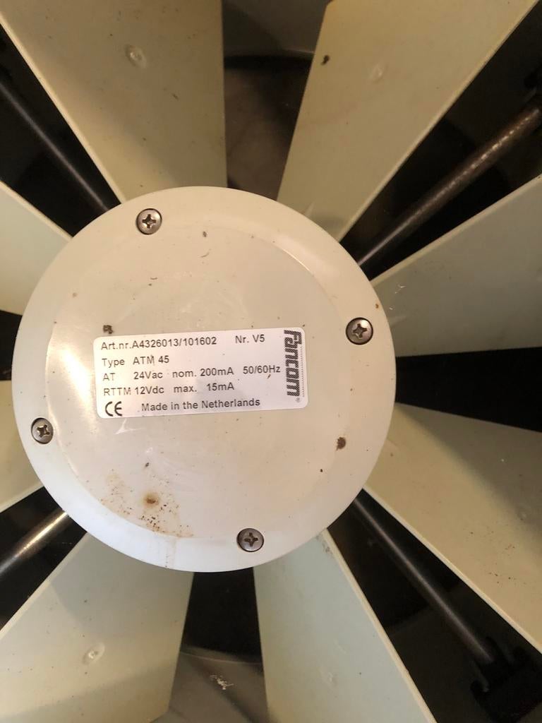 Fancom ventilatoren met smoorunits, Stalling