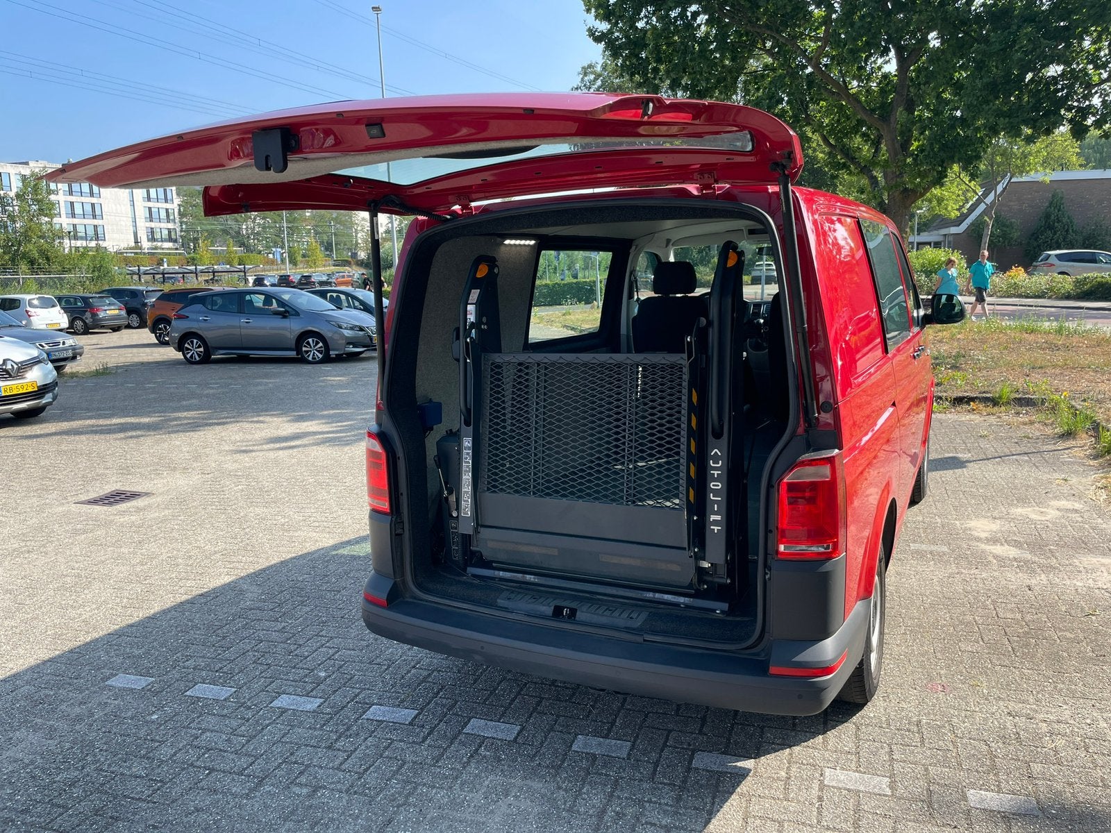 Rolstoellift voor VW Transporter bus T6 elektrisch 350 Kg, Diversen, Ophalen, Inklapbaar, Zo goed als nieuw, Elektrische rolstoel