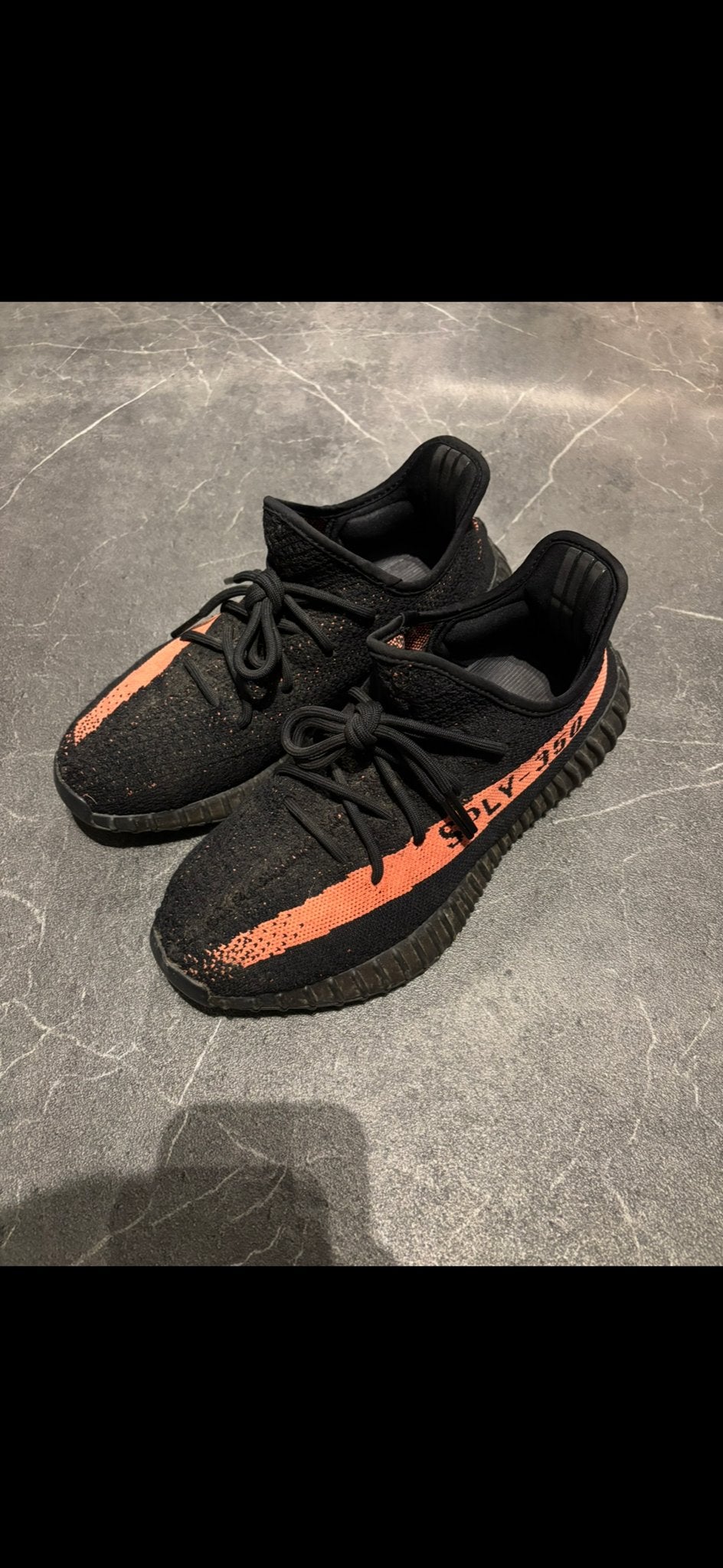 Adidas Yeezy Boost 350 V2 - Core Black/Solar Red, Kleding | Heren, Schoenen, Ophalen, Gedragen, Zwart, Sneakers of Gympen