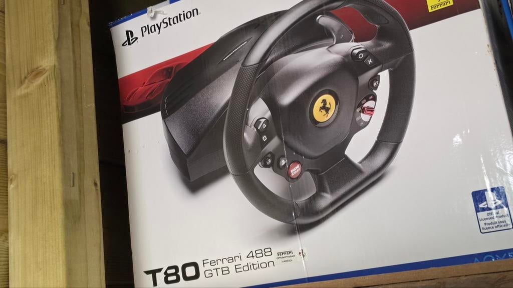 Thrustmaster T80 Ferrari 488 GTB - Racestuur en Pedalen - P, Ophalen of Verzenden