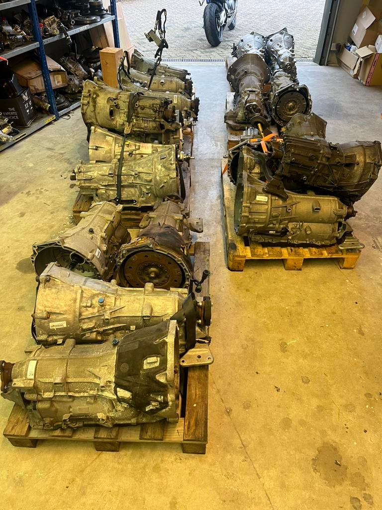 BMW AUTOMAATBAK 6hp 8hp NIEUW + GEBRUIKT 22 stuks 6 8 traps, Ophalen, Gebruikt, BMW