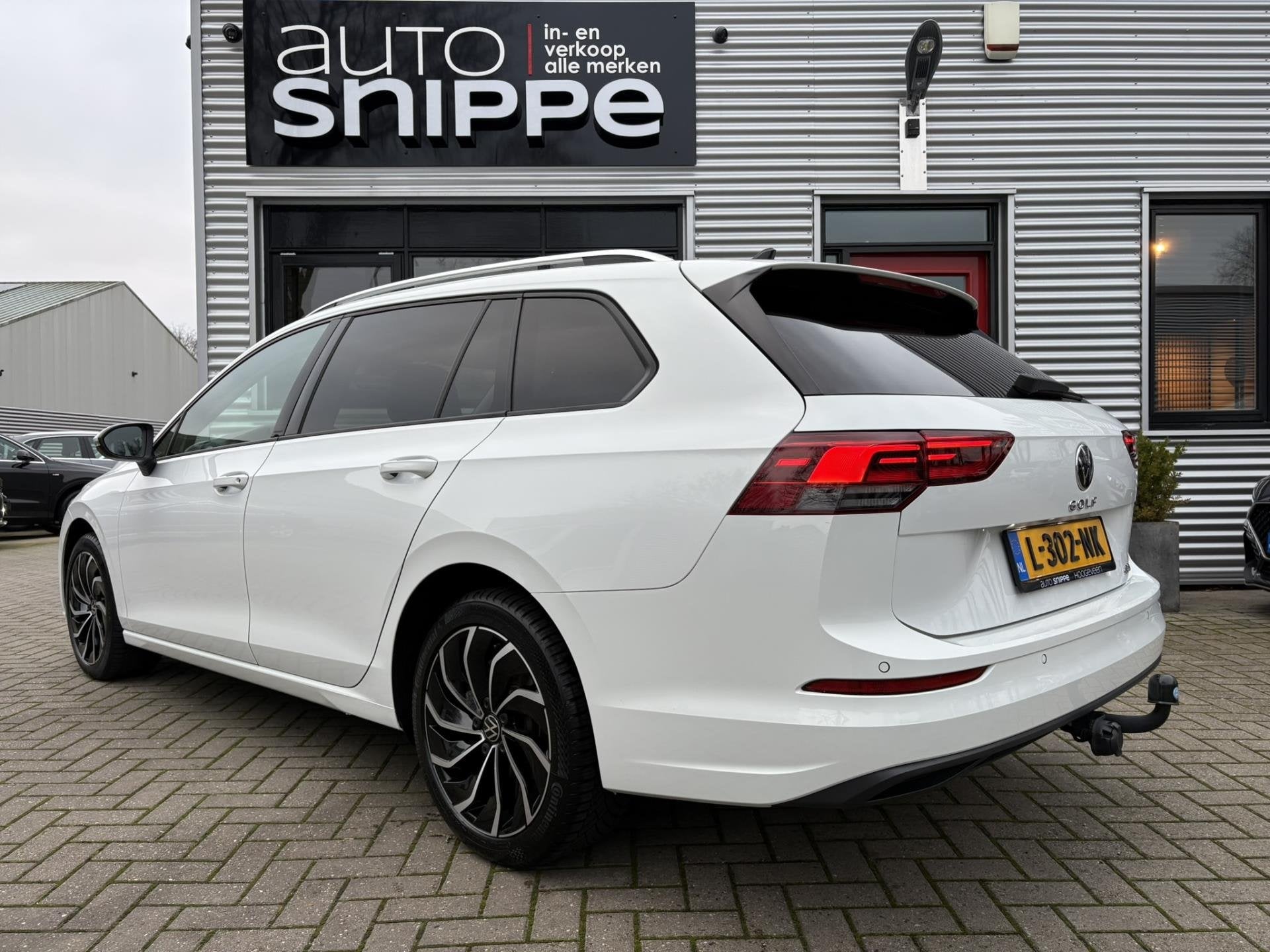 Volkswagen Golf Variant 1.0 eTSI Life -AUTOMAAT-MASSAGE STOE, Stof, Gebruikt, Origineel Nederlands, 3 cilinders
