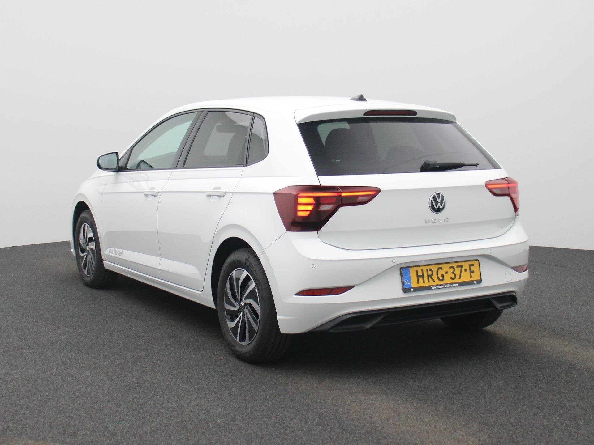 Volkswagen Polo 1.0 TSI Life Edition 95 PK | EM | Navigatie, Voorwielaandrijving, 12 maanden, Stof, 1069 kg