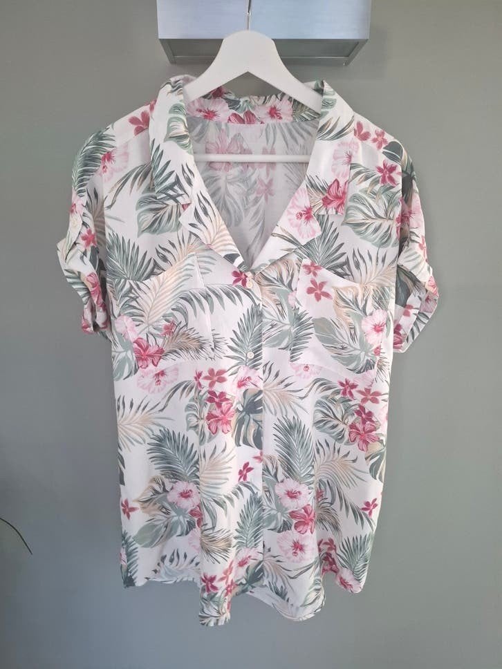 Nieuw dames blouse maat L wit bloemen 100% VISCOSE, Kleding | Dames, Ophalen of Verzenden, Nieuw, Maat 42/44 (L), Wit