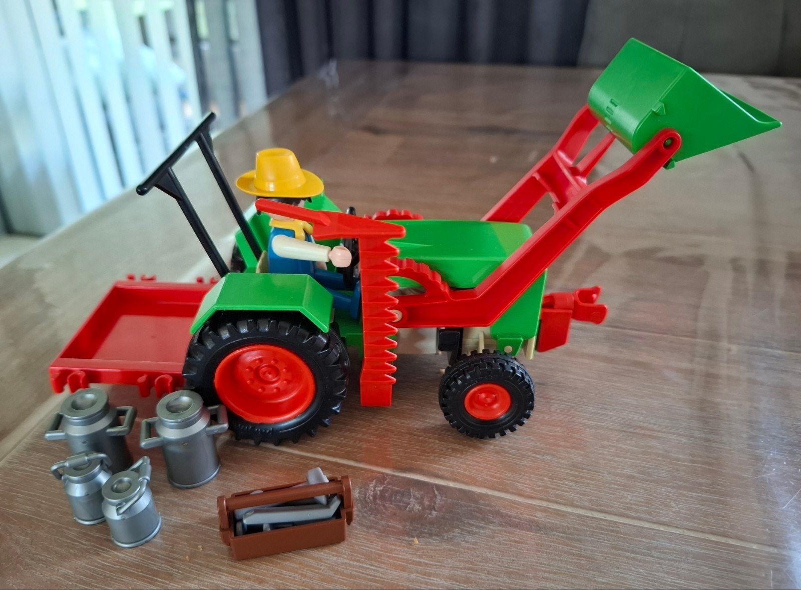 Playmobil tractor met boer en accessoires, Ophalen, Gebruikt