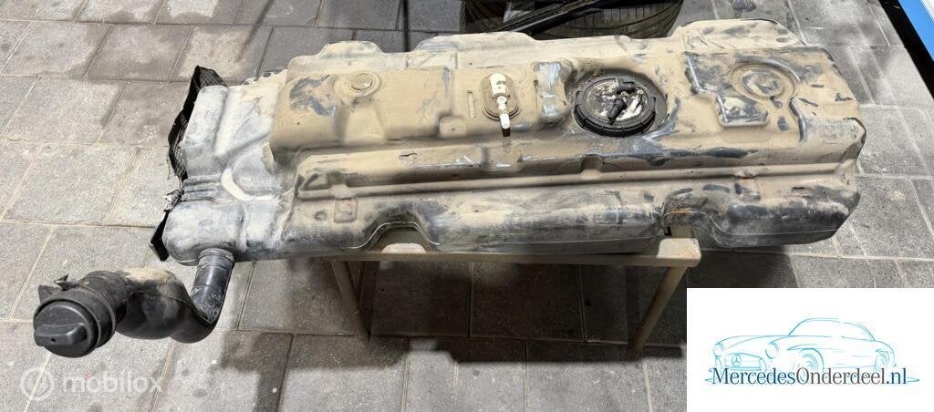 W639 Vito Viano V6 A6394704801 tank diesel Brandstoftank, Gebruikt, Ophalen of Verzenden