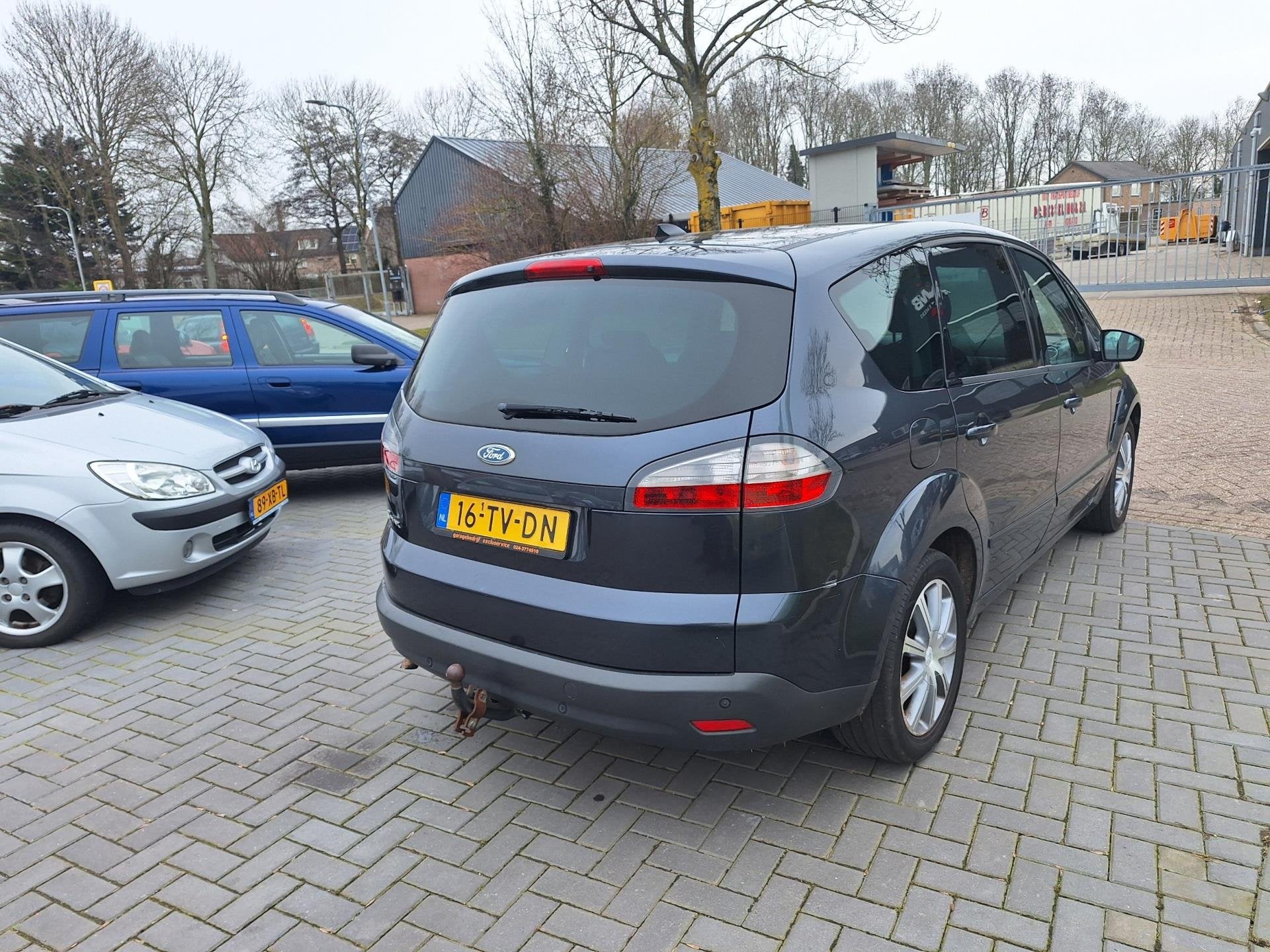 Ford S-Max 2.0-16V / Zeer comfortabel / APK feb 2027, Voorwielaandrijving, Gebruikt, 1505 kg, Metallic lak