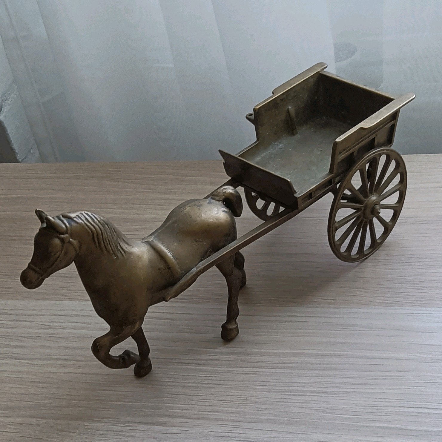Messing paard met wagen 27,5x10 cm *MOET SNEL WEG*, Ophalen of Verzenden
