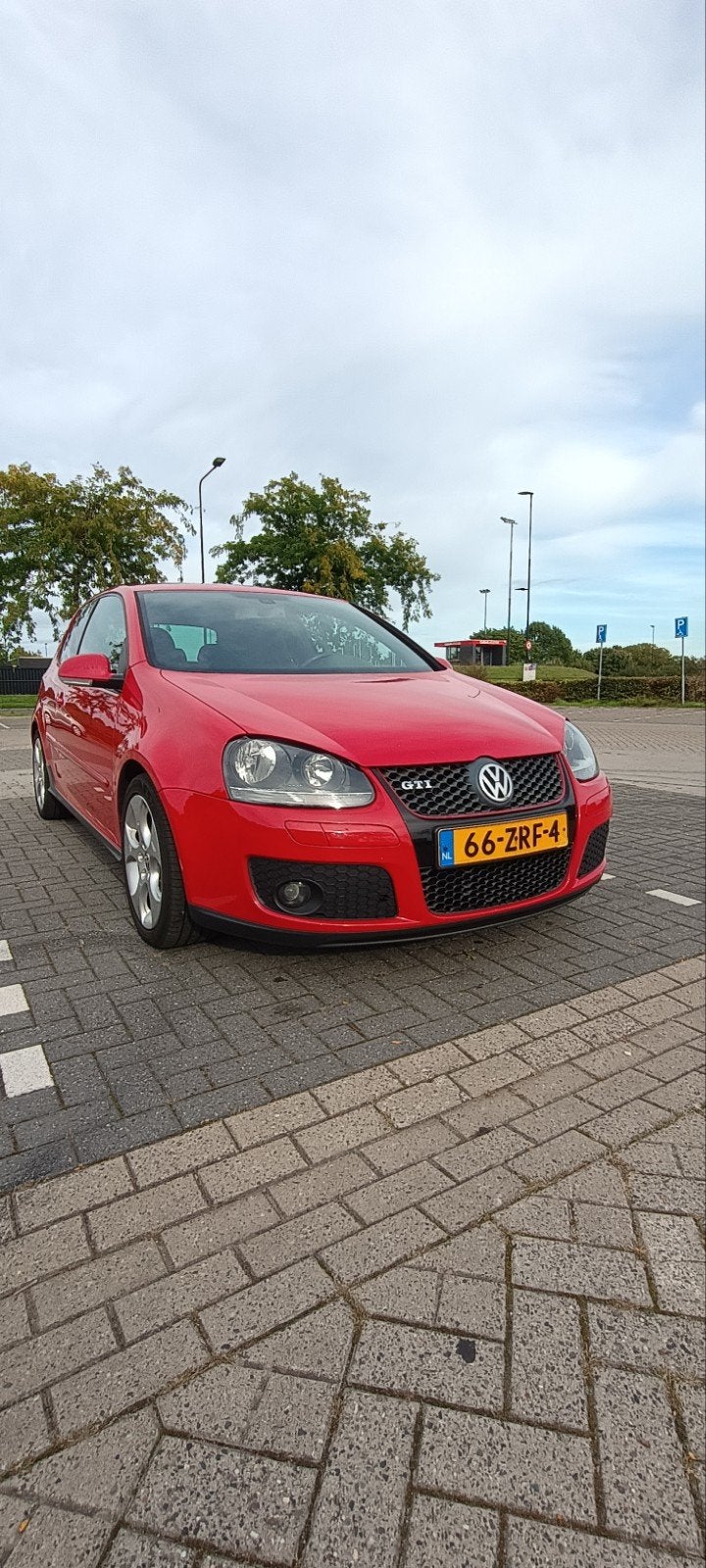 Volkswagen Golf 2.0 GTI 147KW Rood, Auto's, Stof, Zwart, 4 cilinders, Handgeschakeld