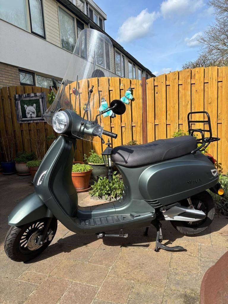 IVA Lux Electric matgroen scooter 25 km, Fietsen en Brommers, Snorfietsen en Snorscooters, Gebruikt, Elektrisch, Ophalen, Overige merken