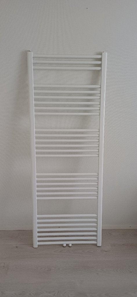 Oppio Handdoekradiator - Wit, 1000 Watt, Doe-het-zelf en Verbouw, Verwarming en Radiatoren, Ophalen, Radiator, Nieuw, 60 tot 150 cm