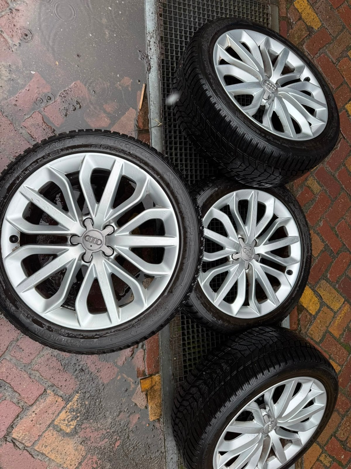 Wielen set winter Audi  19 inche, Gebruikt, Banden en Velgen, Winterbanden, Ophalen