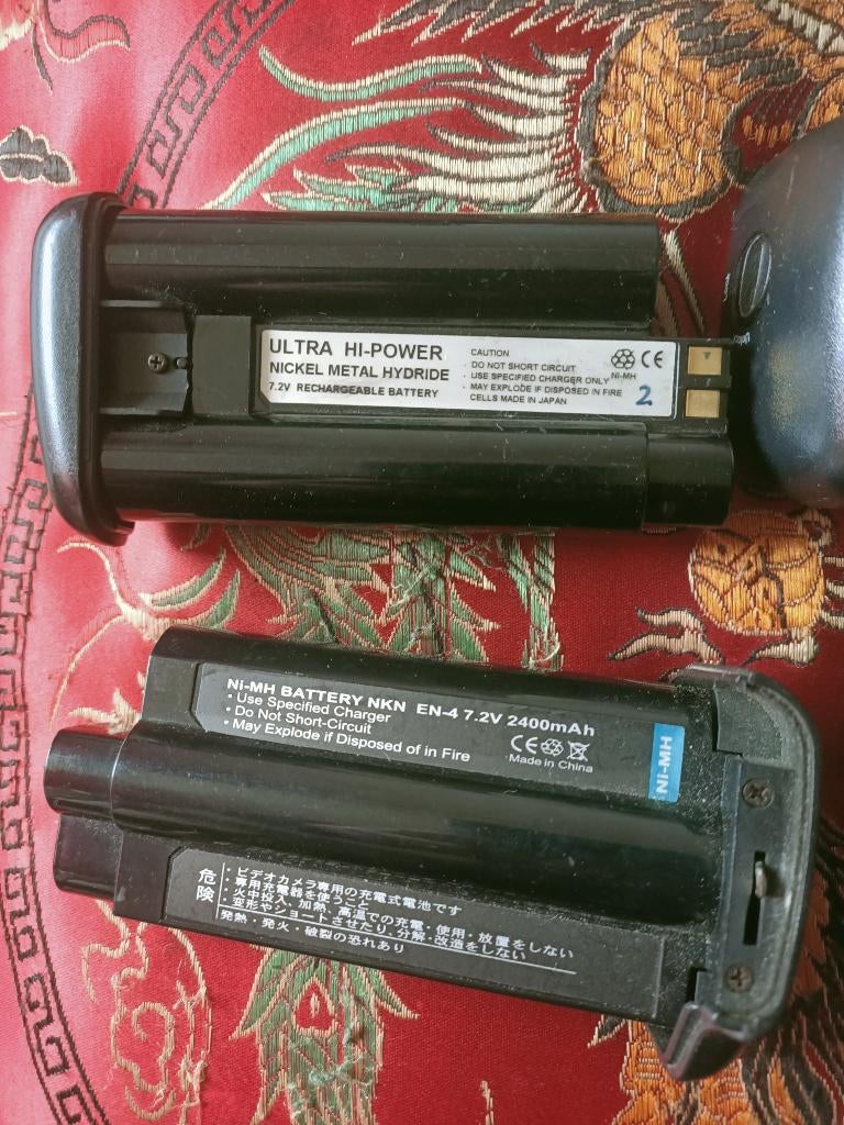 Nikon EN-4 EN4 Accu Battery for Nikon D1X, D1H, D1, Gebruikt, Nikon, Ophalen of Verzenden, Nikon