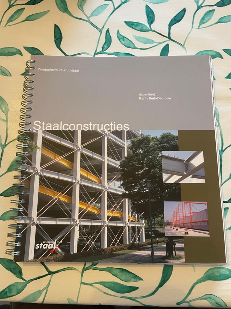 Staalconstructies - Windesheim 2e studiejaar, Ophalen of Verzenden, Beta, Zo goed als nieuw, HBO