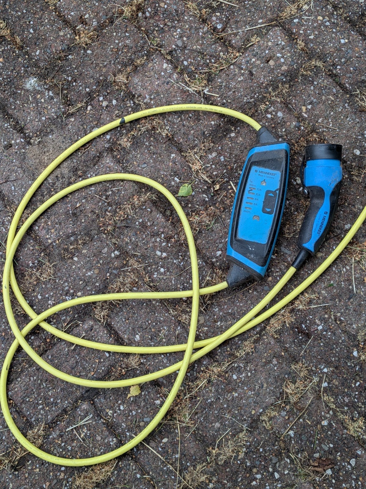 Mennekes Thuislader voor elektrische auto met 3 meter kabel, Ophalen of Verzenden, Gebruikt