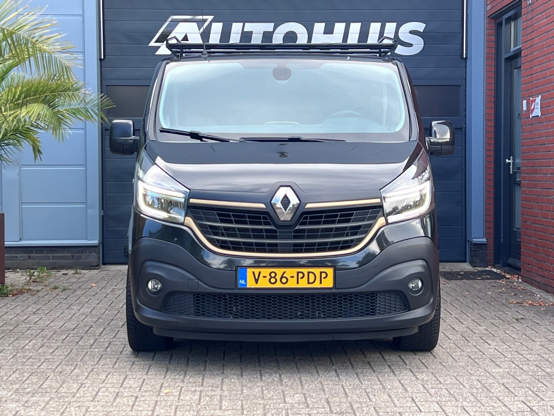 Renault TRAFIC 2.0 dCi 120 T29 L2H1 Stoelverwarming/ Camera/, Stof, Gebruikt, 2000 kg, Renault