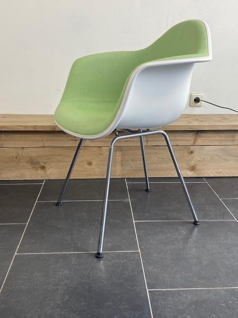 6 Vitra DAL stoelen, volledig bekleedde versie, Vitra, Wit, Design, Ophalen of Verzenden