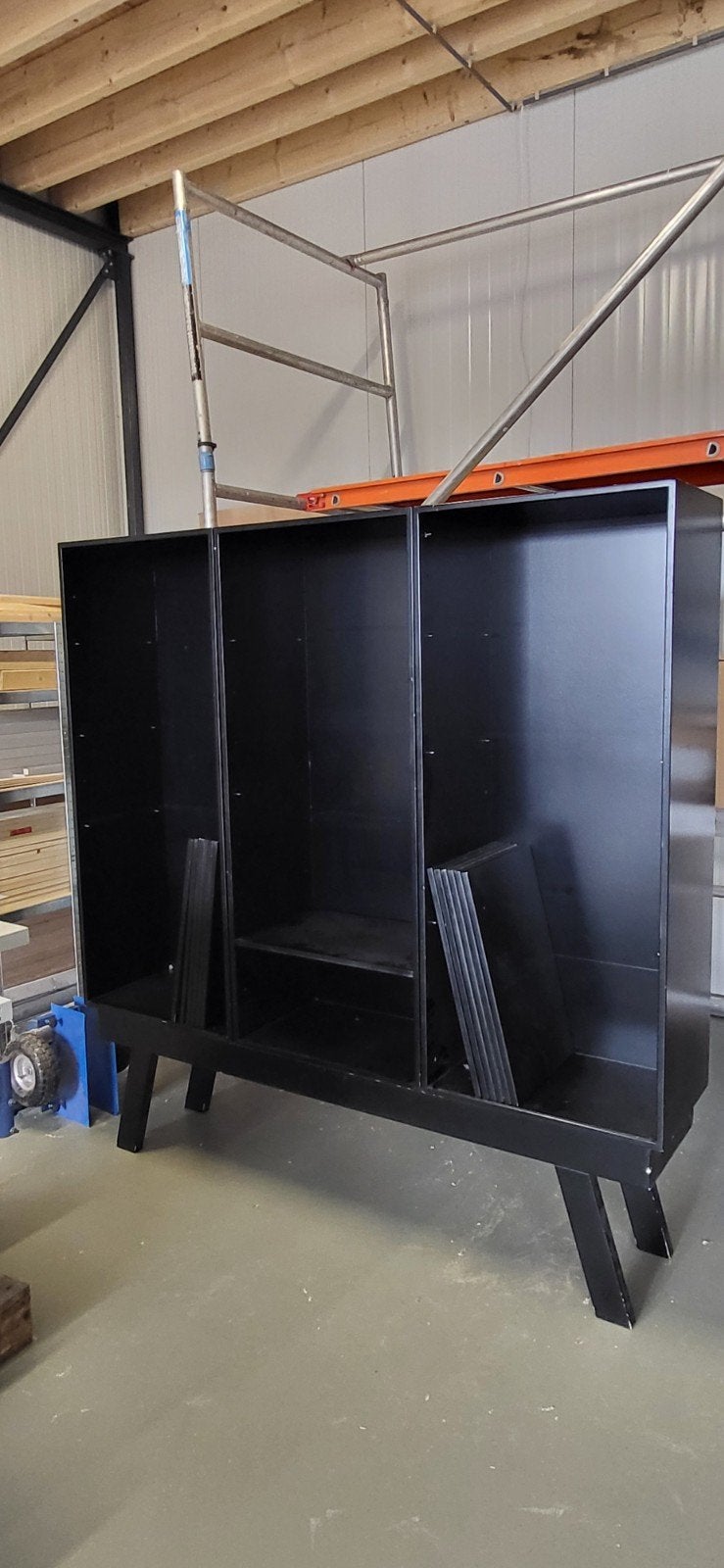 Handgemaakte MDF Kast op Los Onderframe - 199x192x42cm, Met plank(en), Gebruikt, 150 tot 200 cm, Ophalen of Verzenden