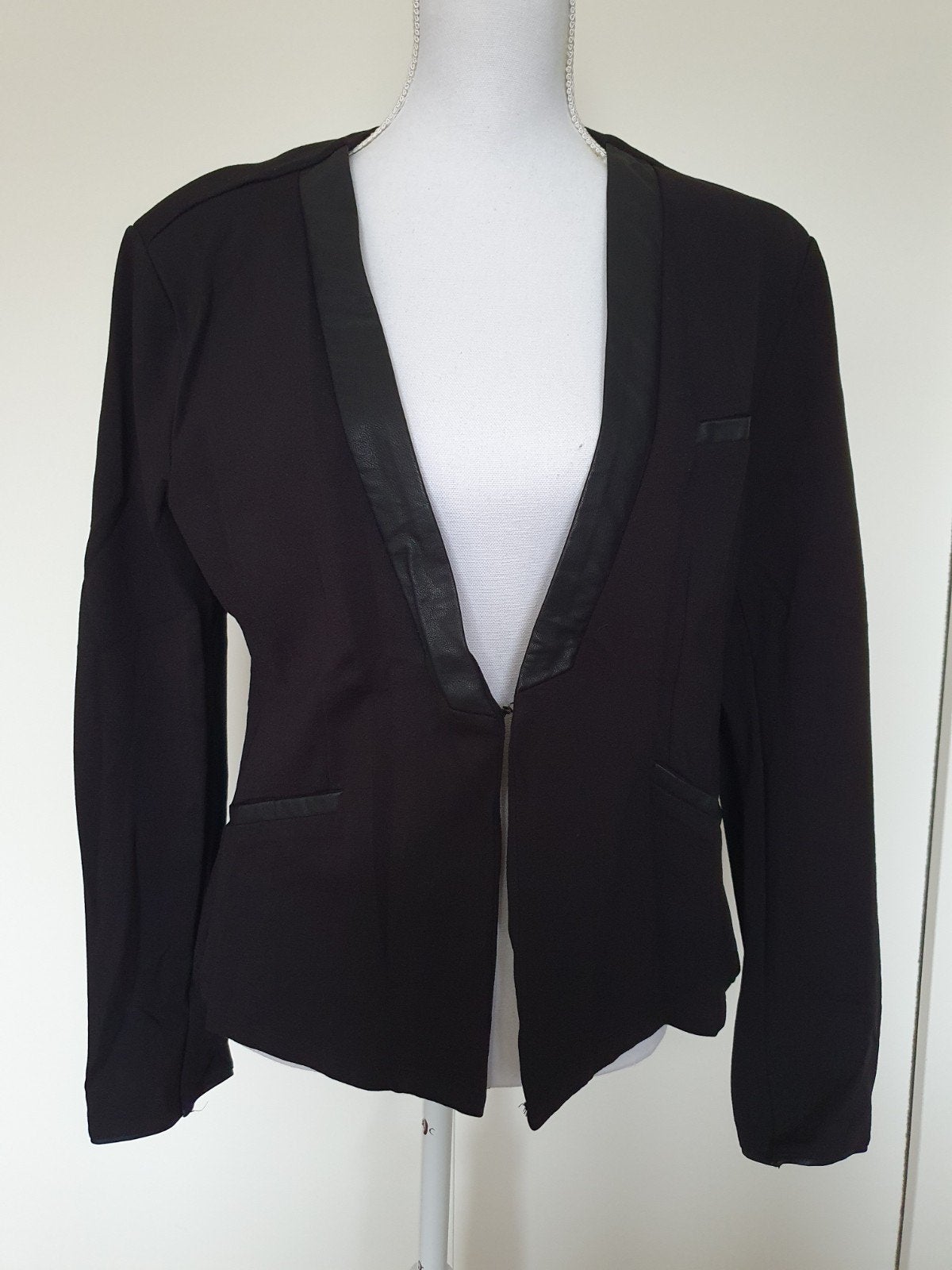 Zwarte blazer/jasje van Eksept maat L-XL, Zwart, Maat 42/44 (L), Ophalen of Verzenden, Zo goed als nieuw