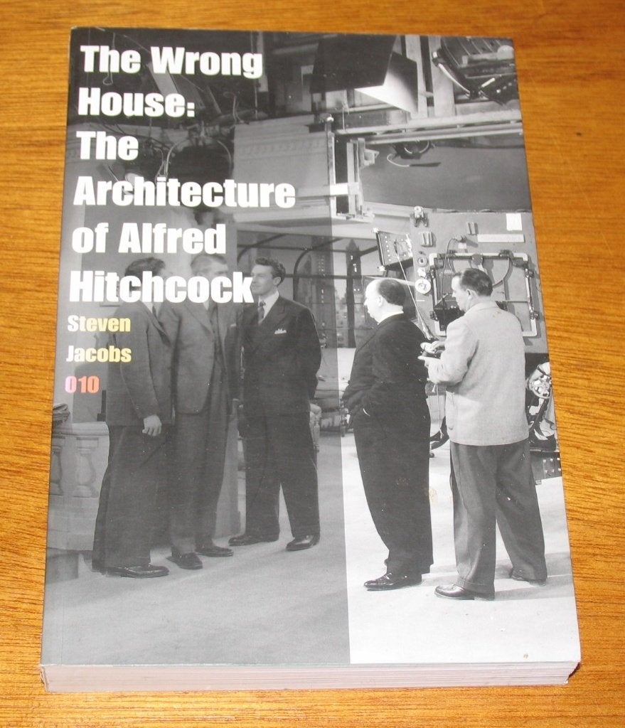 The Wrong House: The Architecture of Alfred Hitchcock, Ophalen of Verzenden, Gelezen