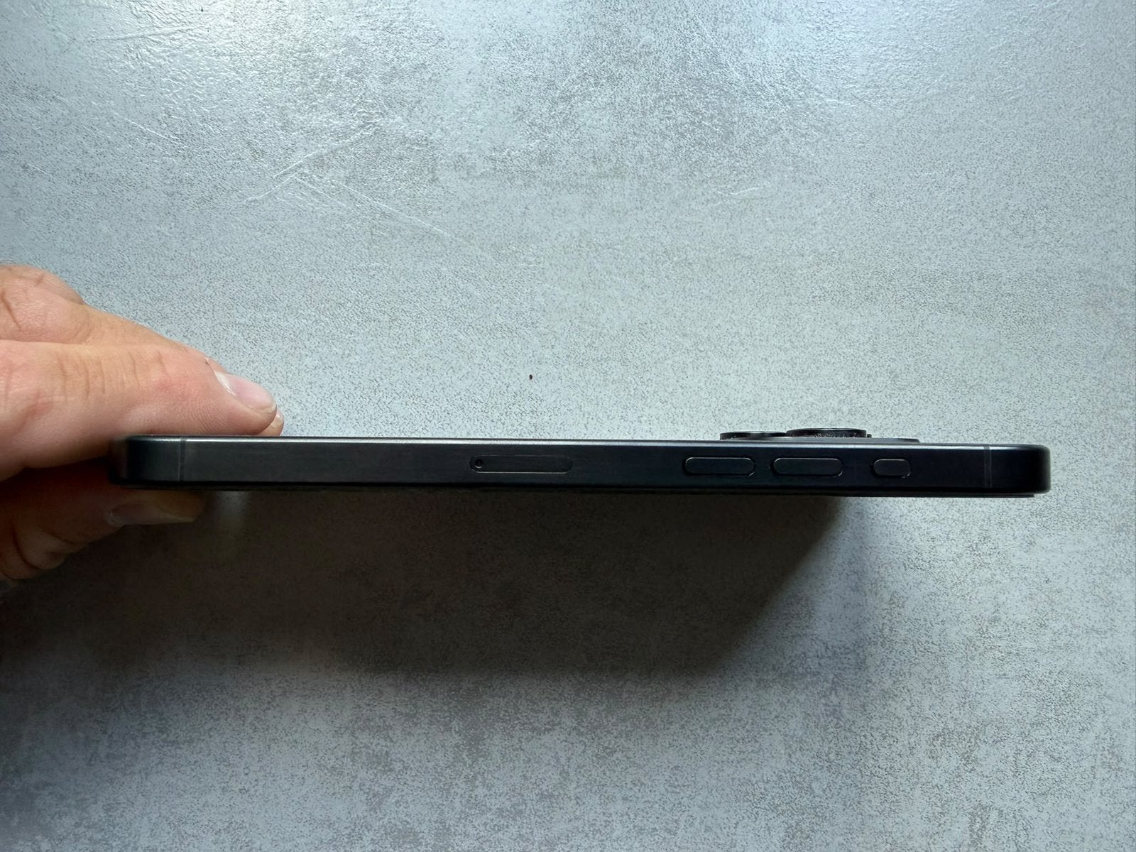 Foto 7 van Zwarte Iphone 15 Pro Max 256GB in zeer goede staat