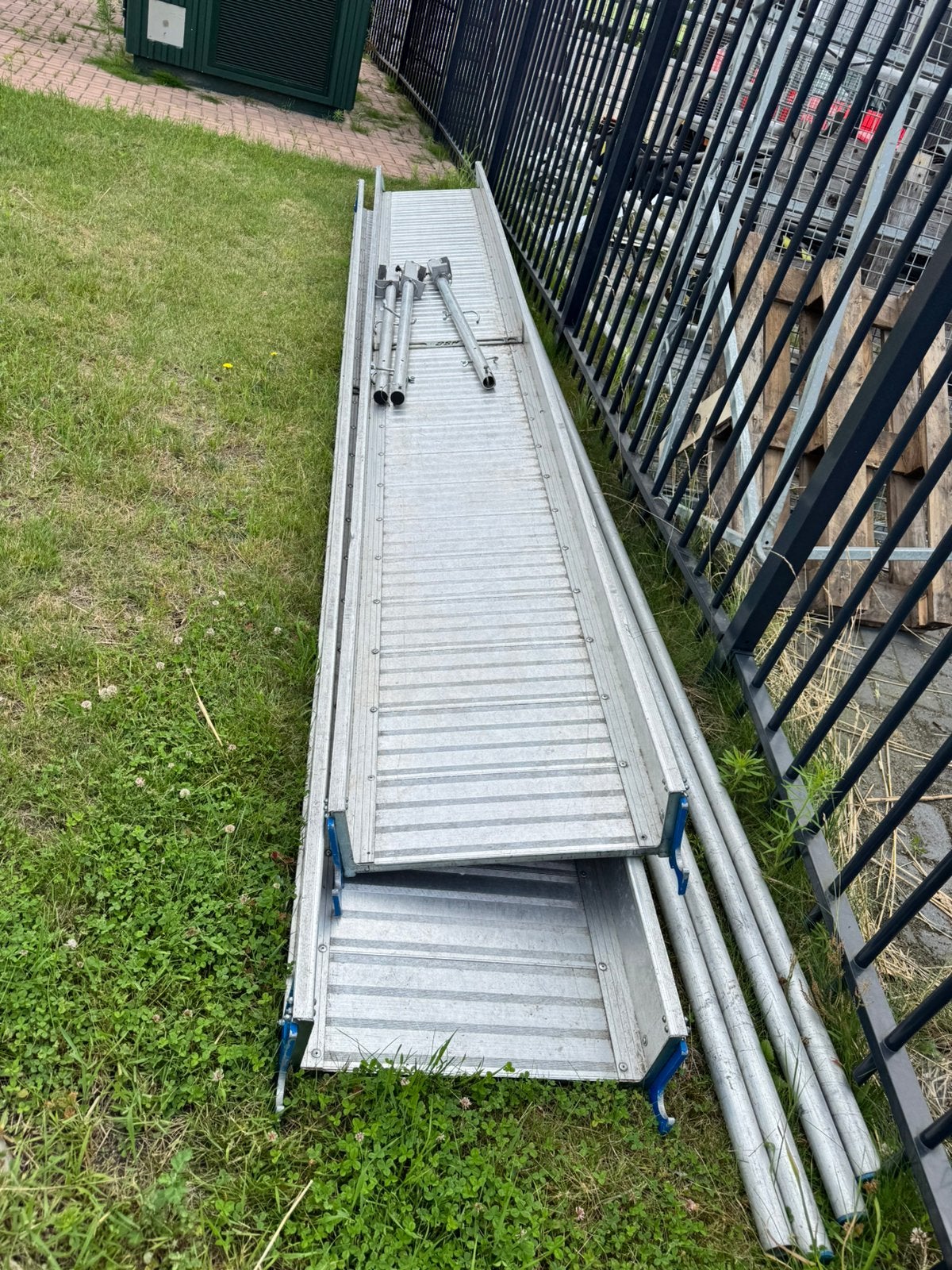 Loop bruggen aluminium, Ophalen of Verzenden, Zo goed als nieuw, Overige typen, Minder dan 2 meter