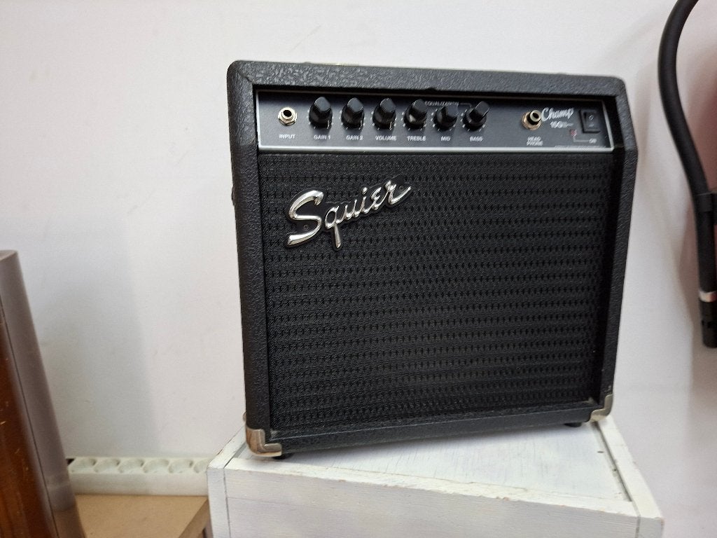 uitstekende vintage gitaar versterker merk squier, Ophalen of Verzenden, Gebruikt, Minder dan 50 watt
