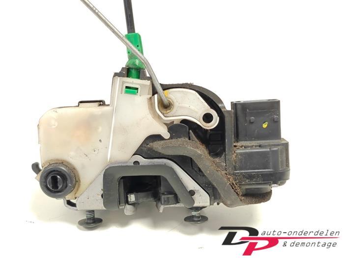 Deurslot Mechaniek 4Deurs rechts-achter van een Opel Astra, Gebruikt, -, -, Opel
