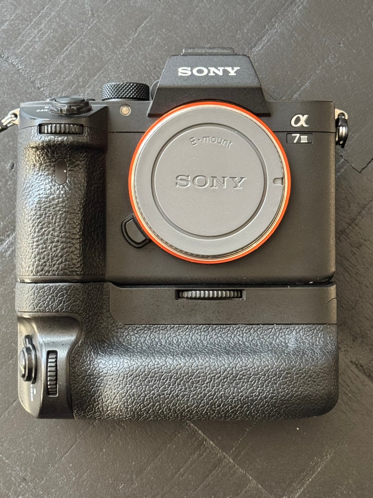 Sony A7 III + Neewer Battery Grip, Ophalen of Verzenden, Zo goed als nieuw, Canon, Geen optische zoom