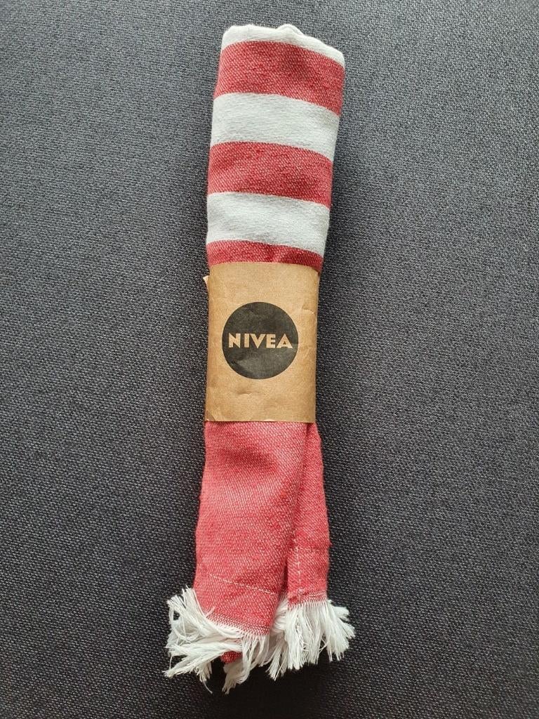Nieuwe gerecyclede hammam-sauna handdoek 65 x 160 van Nivea, Ophalen of Verzenden, Nieuw, Toebehoren