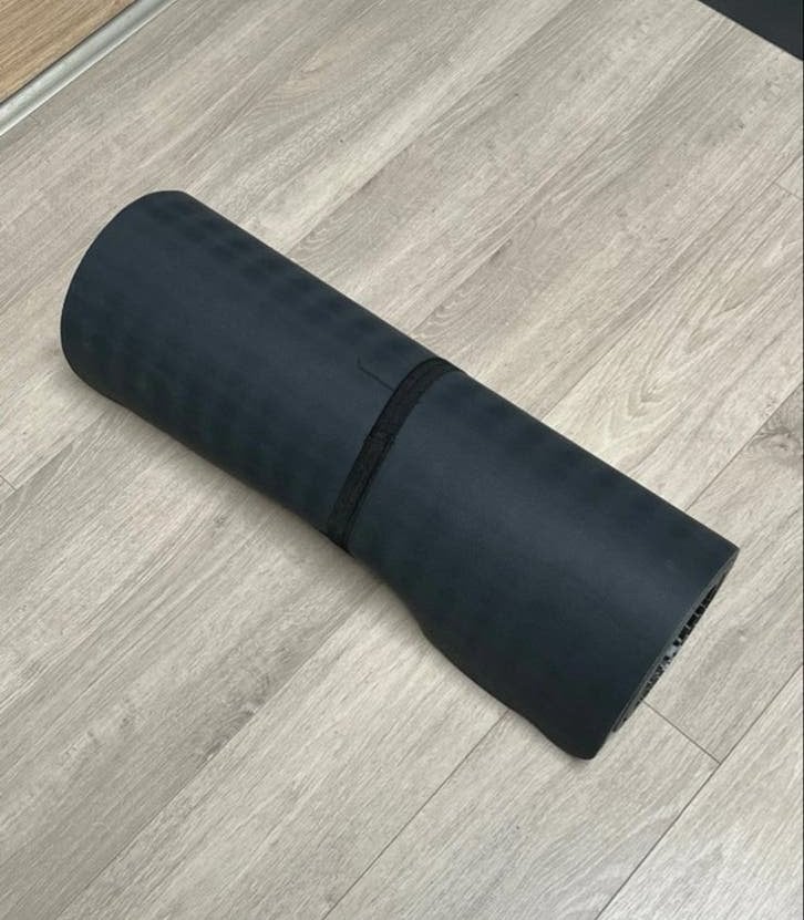 Zwarte fitnessmat - Comfortabel en Draagbaar, Ophalen of Verzenden, Nieuw, Yogamat