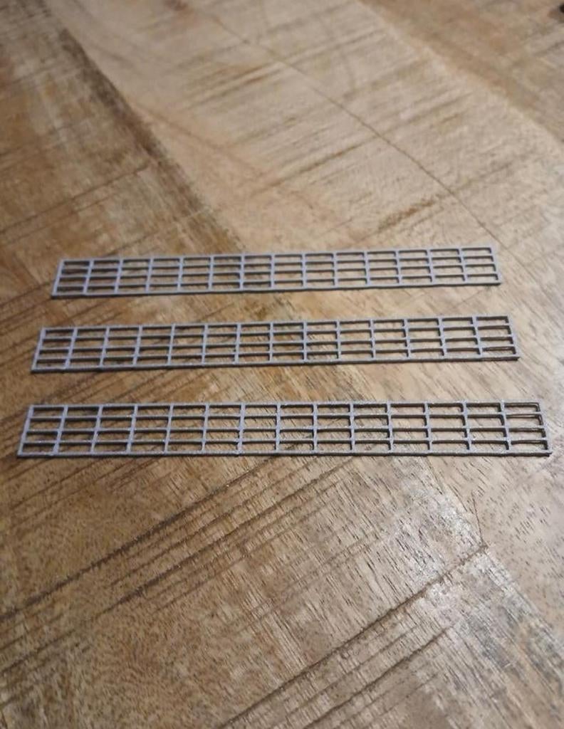 Hekwerk 4 lagen h0, Verzenden